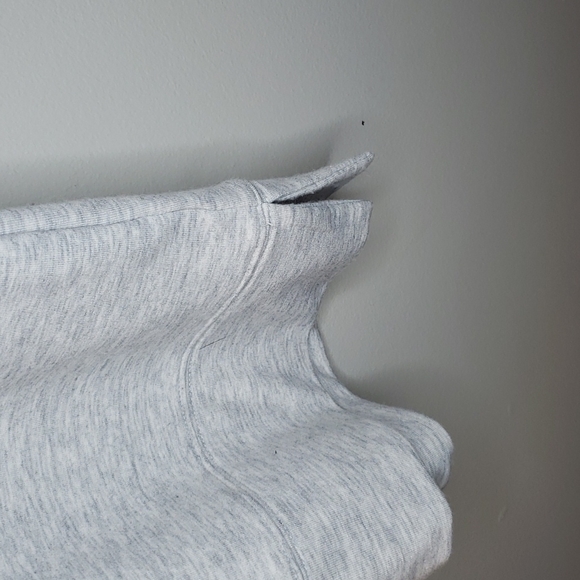 Suzy Shier Hooded Top - Picture 8 of 9